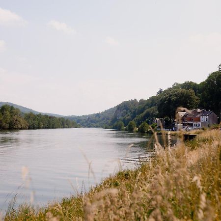 Logis Le P'Tit Rouillon Au Rythme De La Meuse Lejlighed Annevoie-Rouillon Eksteriør billede