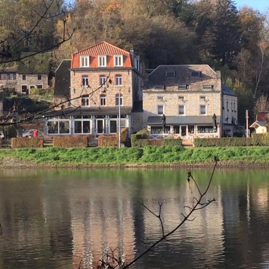 Logis Le P'Tit Rouillon Au Rythme De La Meuse Lejlighed Annevoie-Rouillon Eksteriør billede